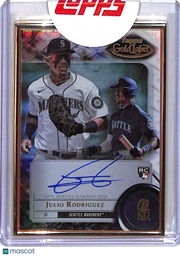 2022 Topps Gold Label Julio Rodriguez Rookie Autograph RC #FA-JRO Mariners