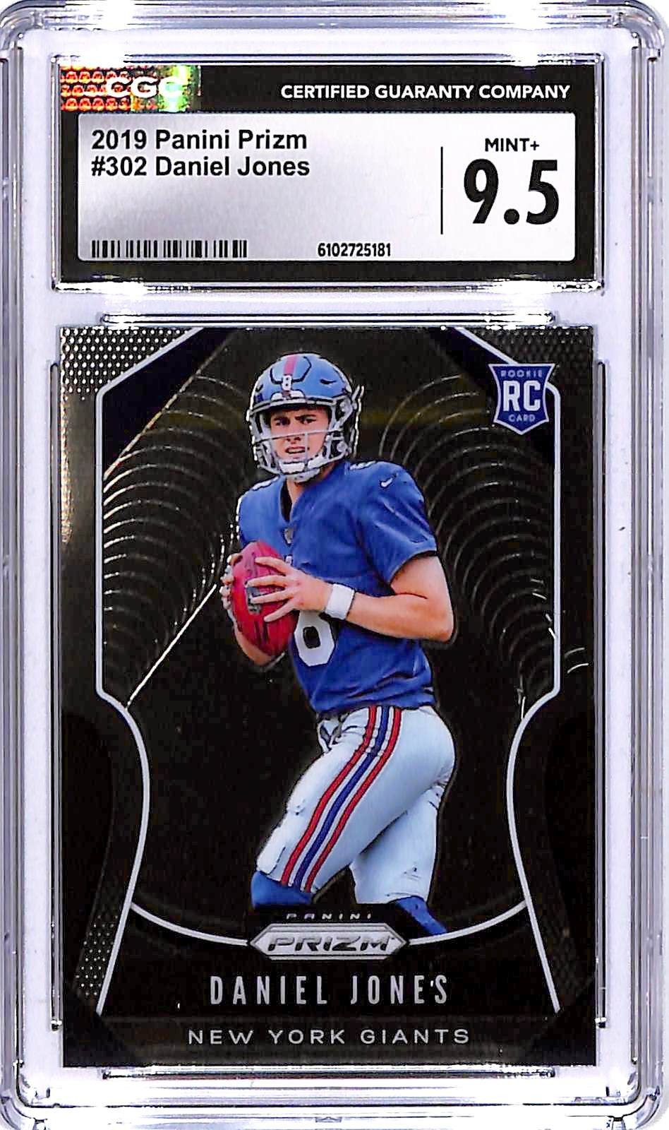 2019 Prizm Daniel Jones Rookie RC #302 CGC 9.5 Giants