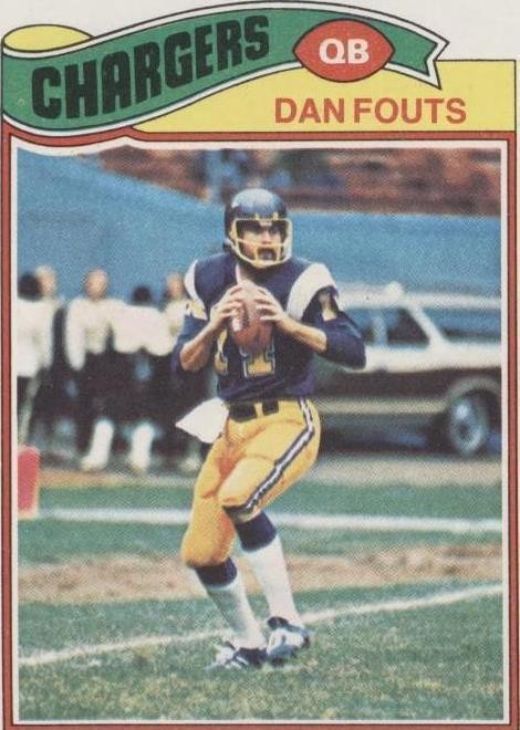 1977 Topps - Dan Fouts #274 CGC NM/MINT 8 - San Diego Chargers