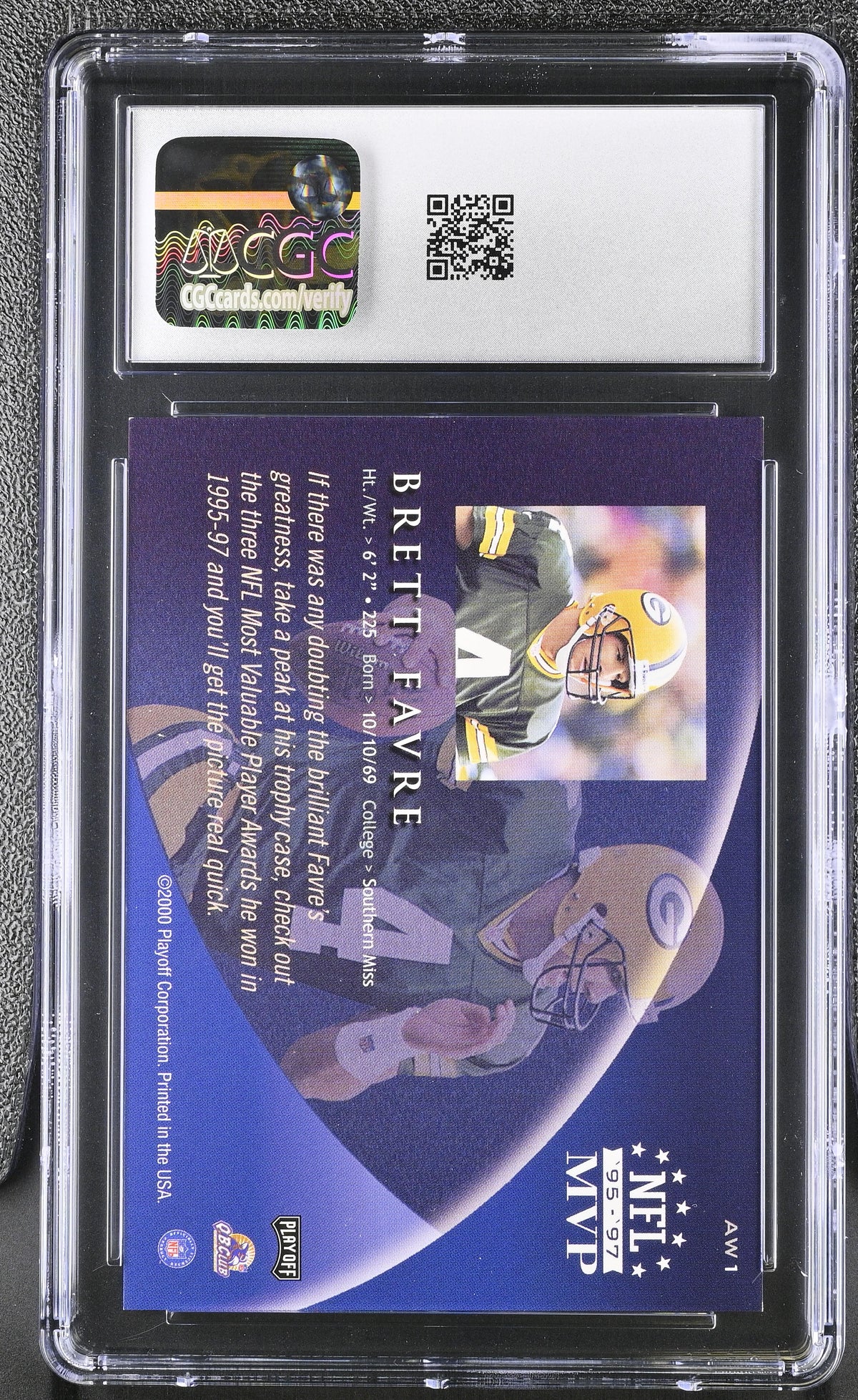 2000 Playoff Prestige Brett Favre Award Winning Performers #AW1 CGC 9.5 Packers