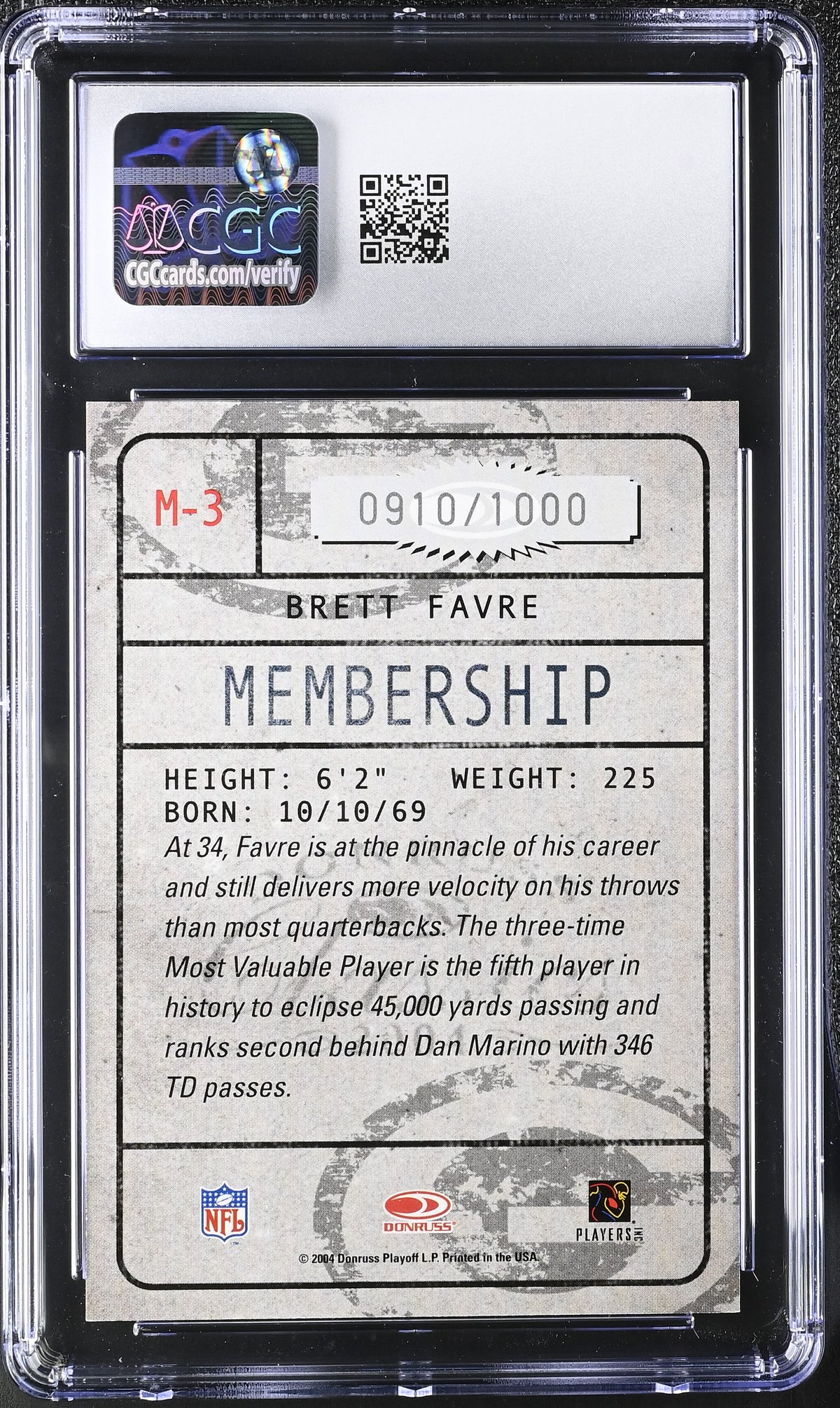 2004 Donruss Classics Brett Favre 910/1000 Membership #M-3 CGC 9 Packers