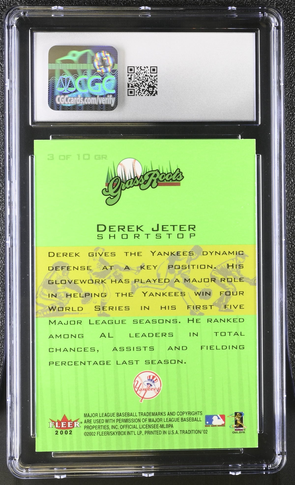 2002 Fleer Tradition Derek Jeter Grass Roots #3GR CGC 9 New York Yankees