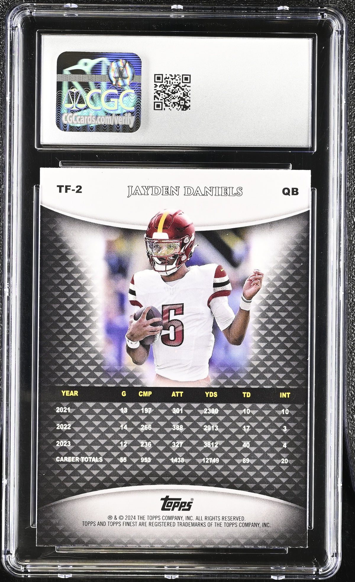 2024 Topps Finest Jayden Daniels Rookie Team Finest #TF-2 CGC 10 Commanders