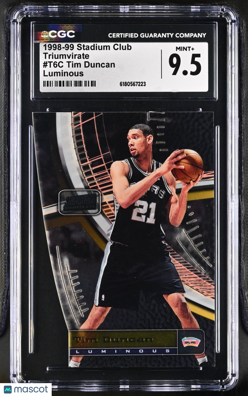 1998-99 Stadium Club Tim Duncan Luminous Triumvirate #T6C CGC 9.5 Spurs