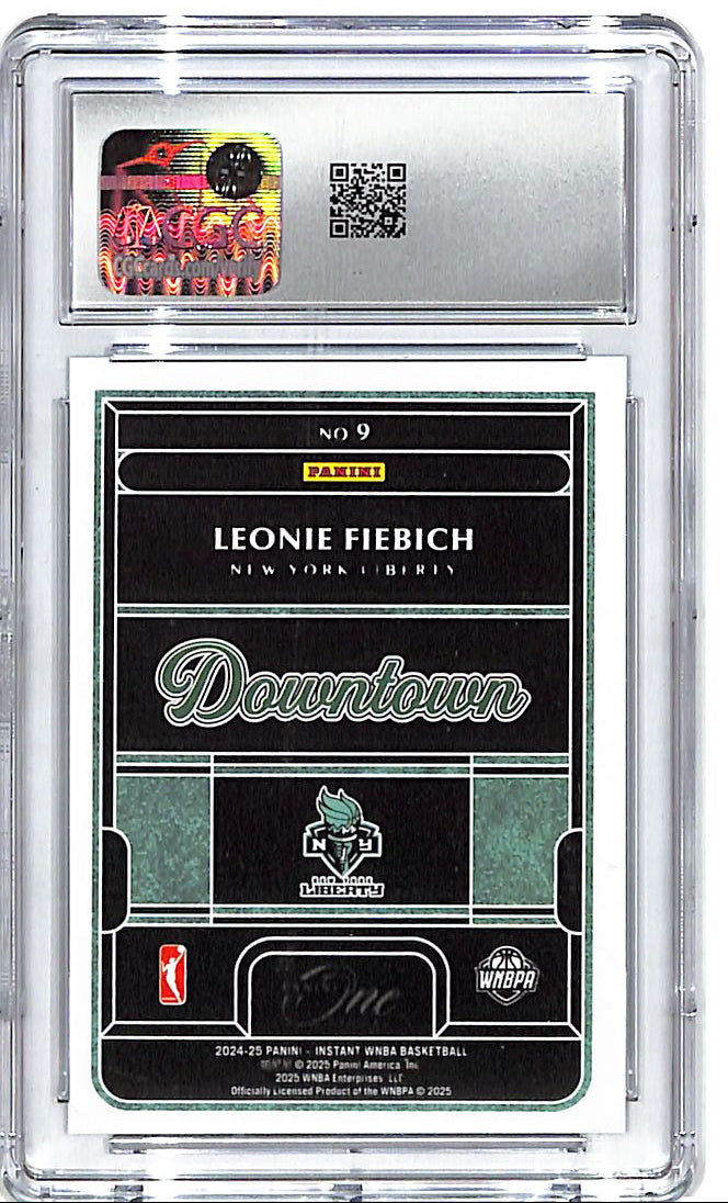 2024-25 WNBA Rookie Royalty Leonie Fiebich Downtown RC #9 CGC 10 Liberty