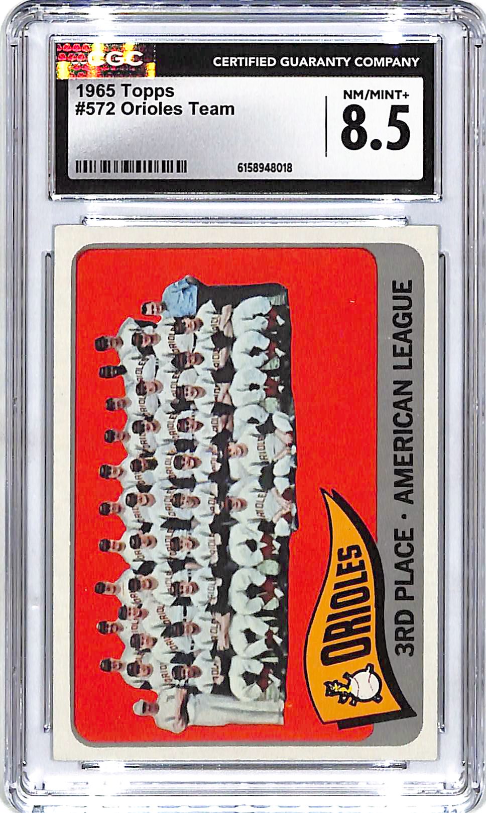 1965 Topps Baltimore Orioles Team Card #572 CGC 8.5